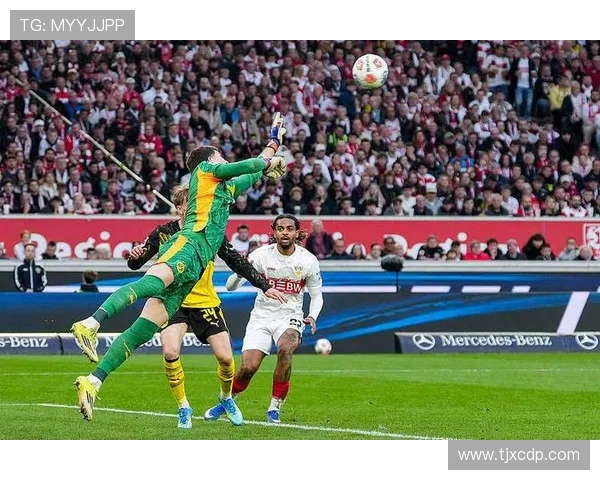 再下一城拜尔传射建功助多特2-0领先十人科隆展现强大实力