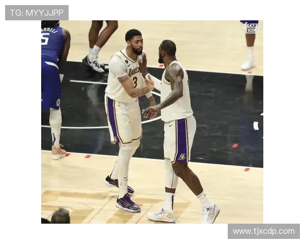 快船半场领先20分却遭首败之前战绩完美无缺108胜0负与276胜0负